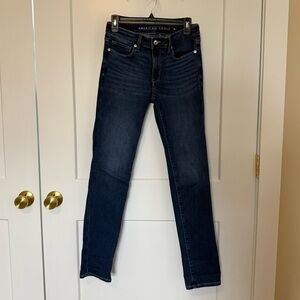 American Eagle dark wash skinny jeans